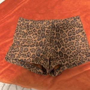 Cheetah print short